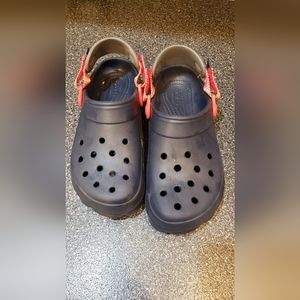 Boys crocs